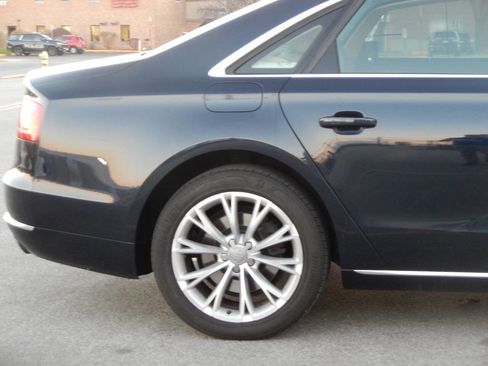 Used 2013 Audi A8 L 3.0T image 21