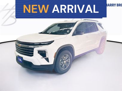Used 2026 Chevrolet Traverse LT w/ Driver Confidence Package