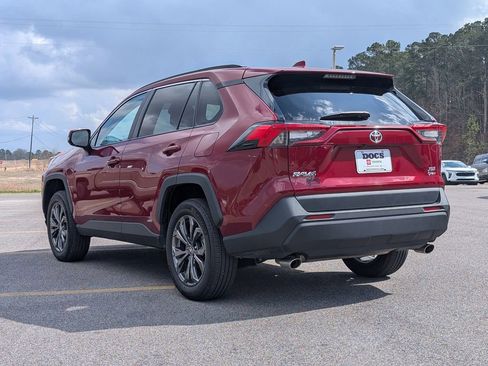 Used 2025 Toyota RAV4 XLE Premium image 3