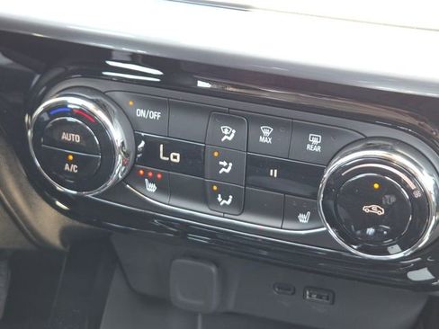 New 2026 Chevrolet Trax LT w/ Driver Confidence Package FWD image 24