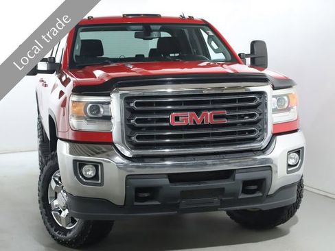 Used 2015 GMC Sierra 2500 SLE w/ SLE Preferred Package image 2