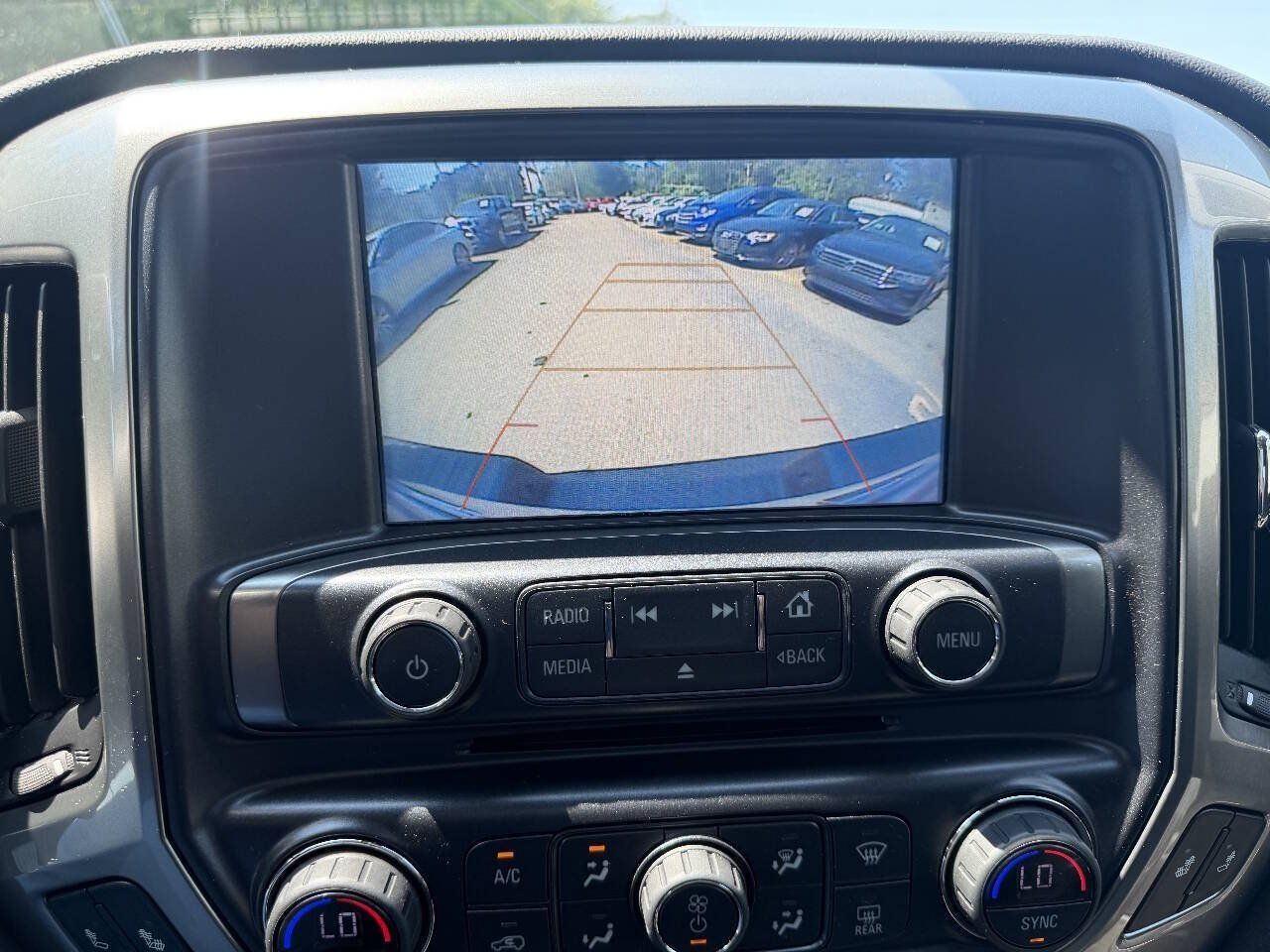 Used 2018 Chevrolet Silverado 1500 LT w/ All Star Edition AWD/4WD image 31