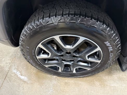 Used 2019 Jeep Compass Trailhawk w/ Leather Interior Group image 36