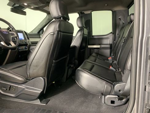 Used 2021 Ford F250 Lariat w/ Chrome Package image 34