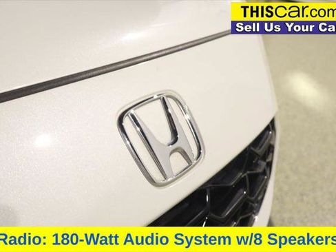 Used 2024 Honda HR-V EX-L image 11