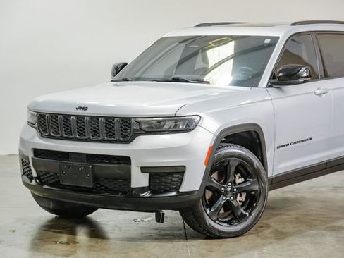 Used 2021 Jeep Grand Cherokee L Altitude image 7