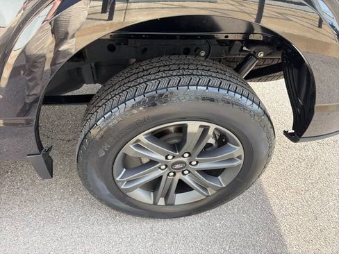 Used 2023 Ford F150 Lariat w/ Equipment Group 502A High image 15