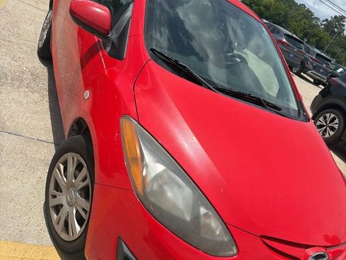Used 2012 MAZDA MAZDA2 Sport FWD image 3