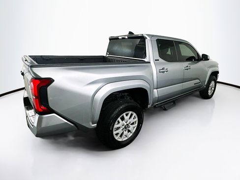 Used 2024 Toyota Tacoma SR5 RWD image 9