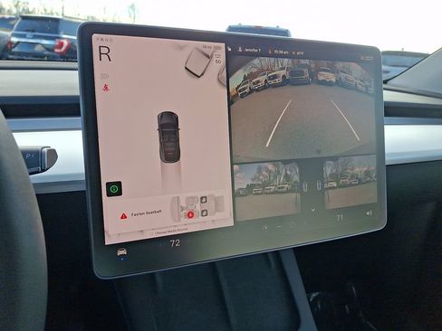 Used 2021 Tesla Model Y Long Range image 20