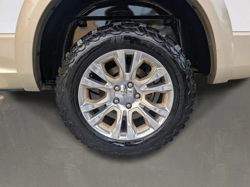 Used 2014 RAM 1500 Laramie Longhorn w/ Convenience Group AWD/4WD image 11