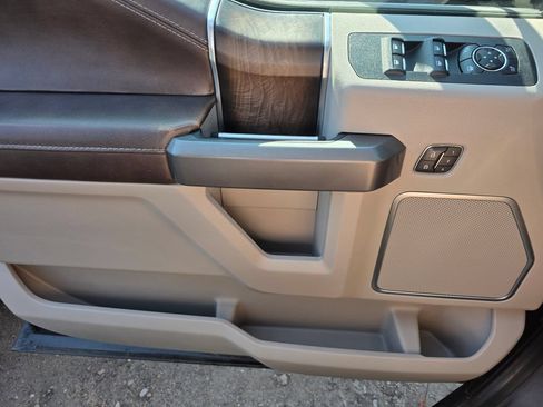 Used 2019 Ford F150 Limited AWD/4WD image 22
