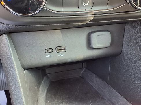 Used 2025 Buick Encore GX Preferred FWD image 13