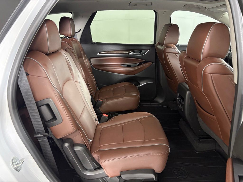 Used 2020 Buick Enclave Avenir w/ Avenir Technology Package AWD/4WD image 41