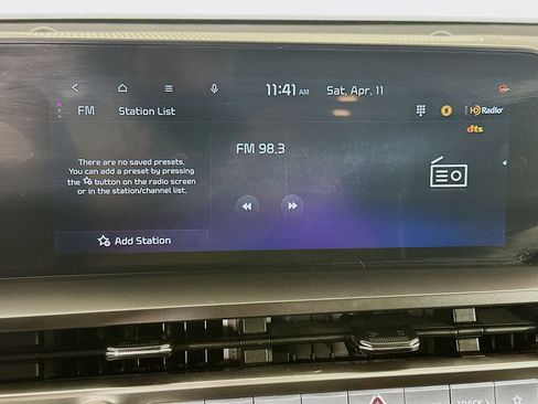 Used 2025 Kia Telluride S image 21