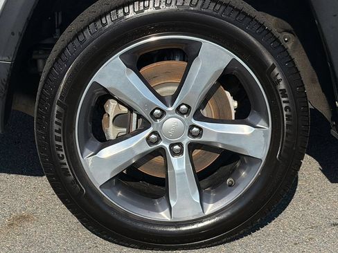 Used 2021 Jeep Grand Cherokee L Limited RWD image 6
