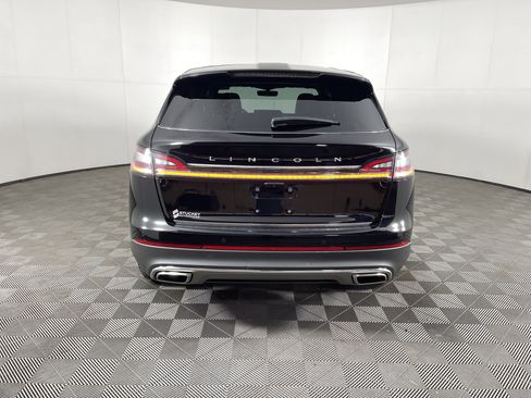 Used 2022 Lincoln Nautilus Reserve image 4