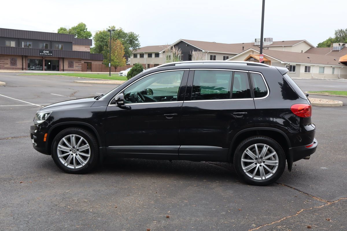 Used 2015 Volkswagen Tiguan SE AWD/4WD image 9
