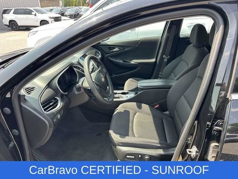 Used 2023 Chevrolet Malibu LT FWD image 2