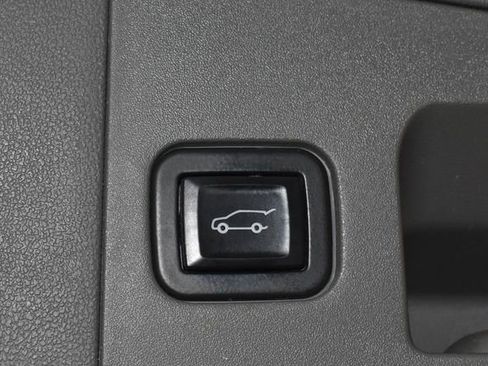 Used 2022 Cadillac XT5 Premium Luxury image 35