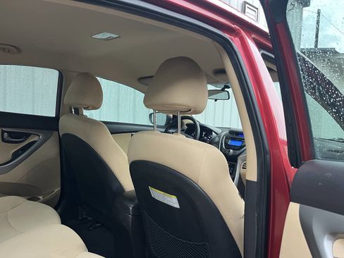 Used 2013 Hyundai Elantra GLS image 37