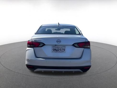 Used 2025 Nissan Versa SV FWD image 12