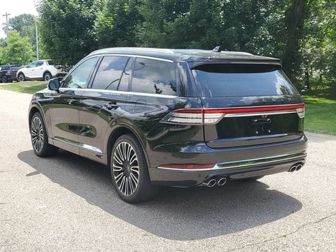Used 2021 Lincoln Aviator Black Label AWD/4WD image 3