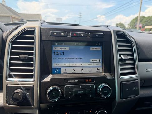 Used 2017 Ford F350 Lariat w/ Lariat Ultimate Package AWD/4WD image 15