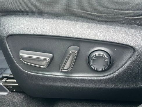 Used 2023 Toyota RAV4 XLE w/ Convenience Package image 15