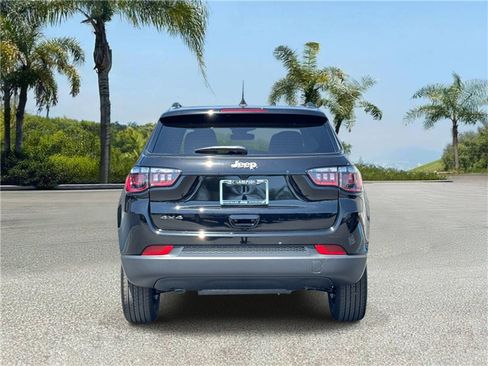 New 2026 Jeep Compass Latitude AWD/4WD image 5
