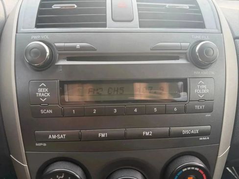 Used 2010 Toyota Corolla S FWD image 24