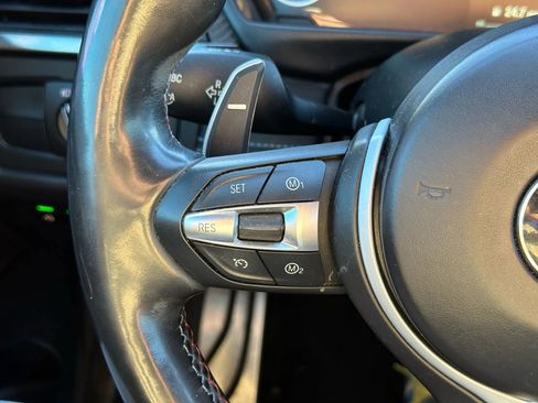 Used 2015 BMW M4 Coupe image 28