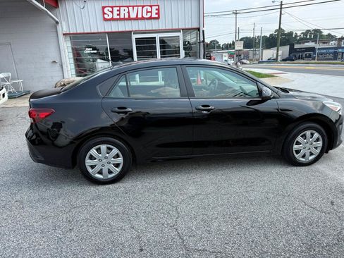 Used 2022 Kia Rio S FWD image 4