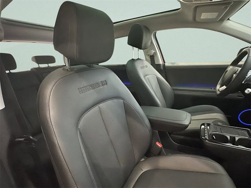 New 2026 Hyundai Ioniq 5 Limited image 17