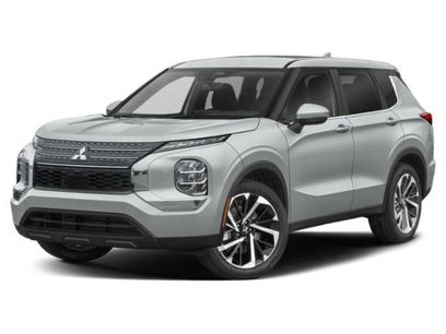 Used 2024 Mitsubishi Outlander ES