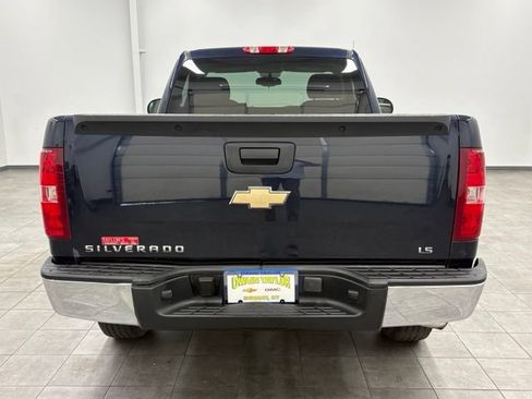 Used 2008 Chevrolet Silverado 1500 W/T w/ LS Package RWD image 3