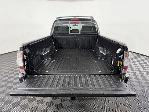 Used 2015 Toyota Tacoma 4x4 Double Cab w/ TRD Sport Package image 11