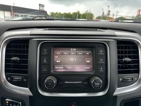 Used 2024 RAM 1500 Classic SLT AWD/4WD image 18