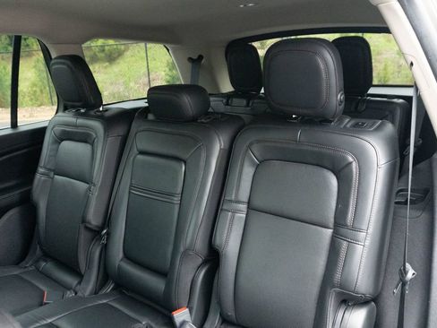 Used 2020 Lincoln Aviator Reserve w/ Elements Package Plus RWD image 20
