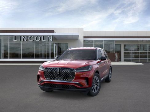 New 2026 Lincoln Aviator 2WD image 2