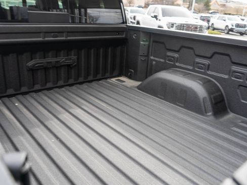 Used 2024 GMC Sierra 1500 AT4 w/ Technology Package image 35