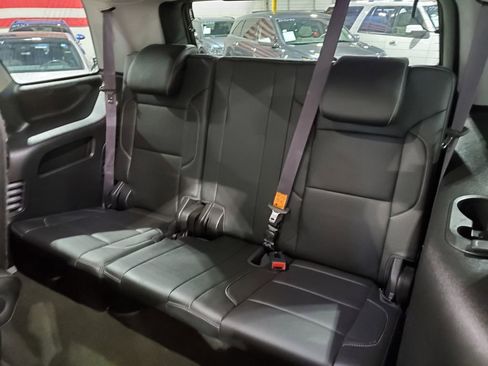 Used 2017 GMC Yukon SLT w/ Open Road Package image 26