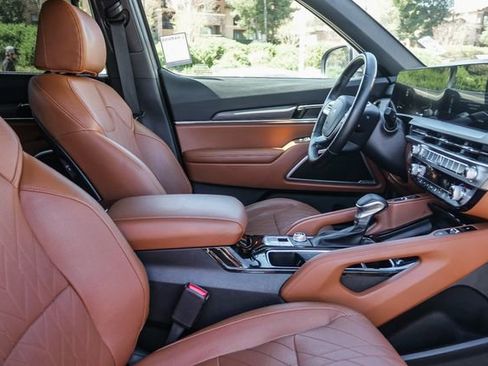 Certified 2023 Kia Telluride EX X-Line image 17