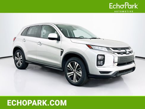 Used 2025 Mitsubishi Outlander Sport ES AWD/4WD image 1