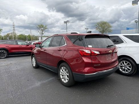 Used 2018 Chevrolet Equinox LT w/ Sun & Infotainment Package image 3