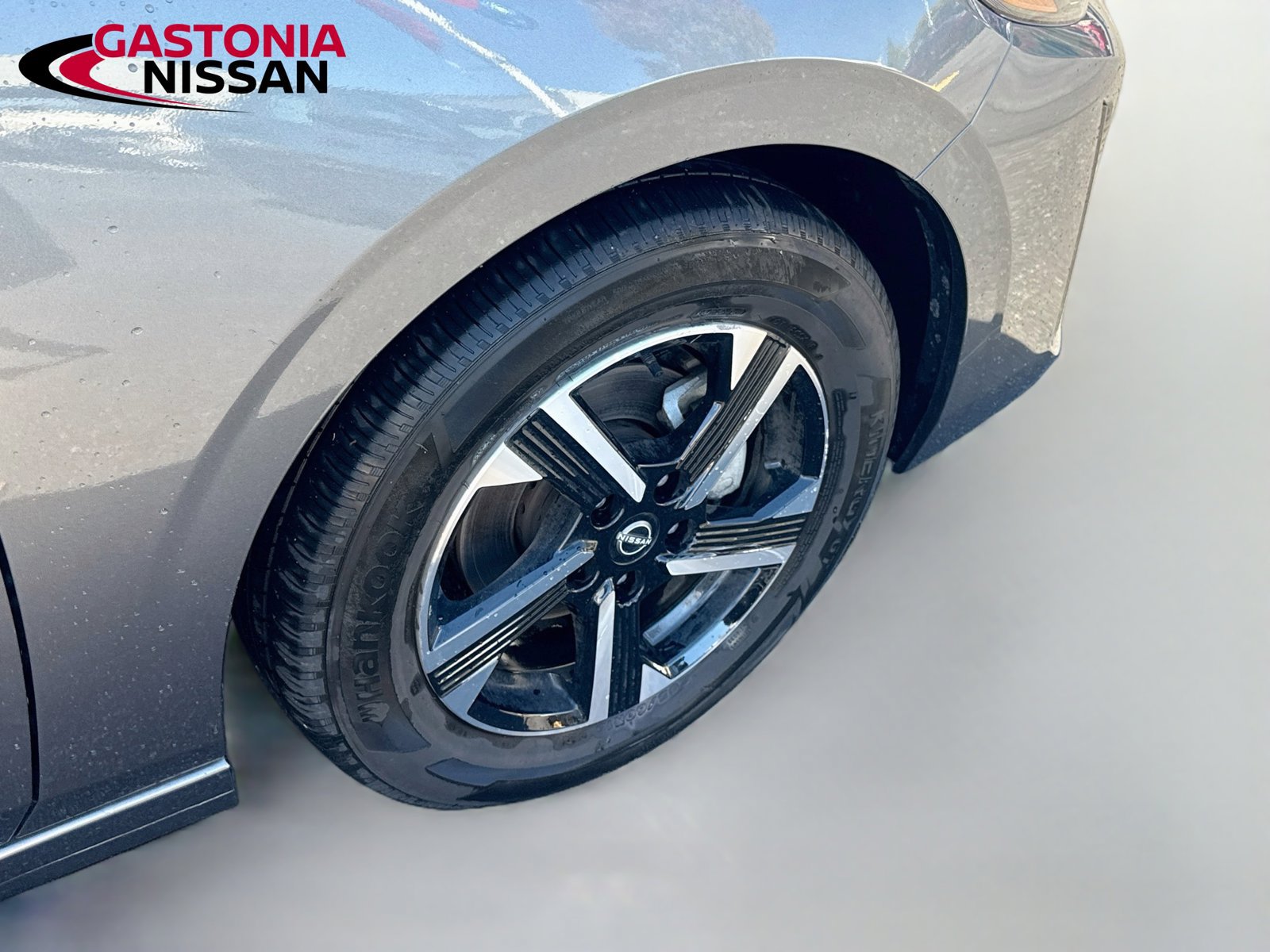 Used 2025 Nissan Sentra SV FWD image 36