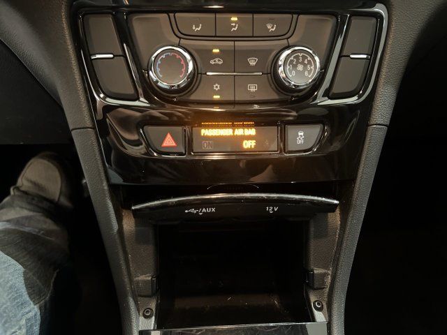 Used 2020 Buick Encore Preferred FWD image 16