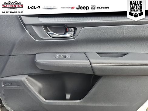 Used 2025 Honda CR-V Sport-L image 28