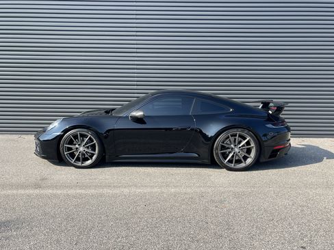 Certified 2024 Porsche 911 Carrera T image 2