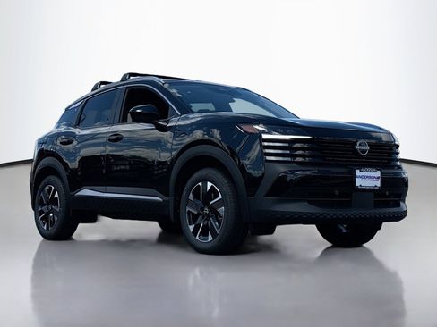 New 2026 Nissan Kicks SV AWD/4WD image 1